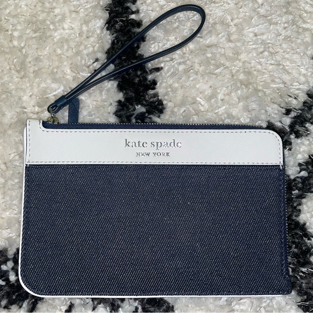 Kate spade wristlet